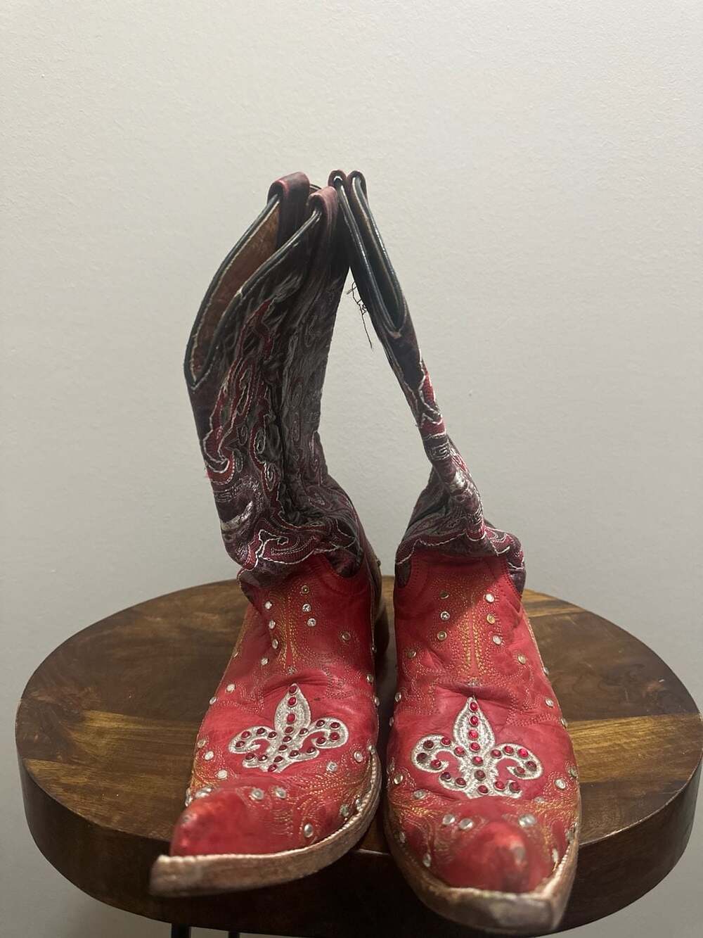 Soto Boots Red Leather Fleur De Lis Rhinestone Inlay Snip Toe Cowboy Boots